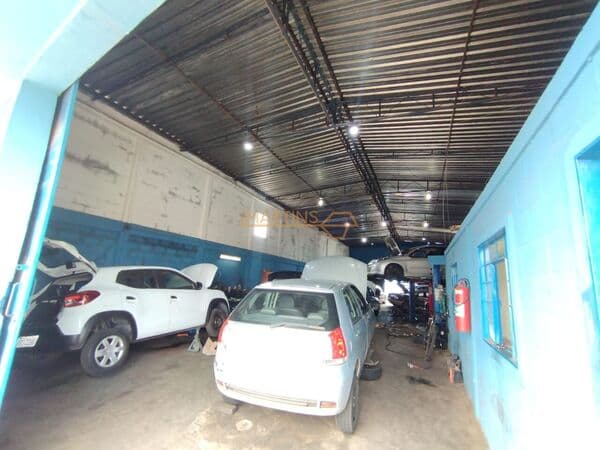 Ponto Comercial/Loja/Box em Araguari - Goiás