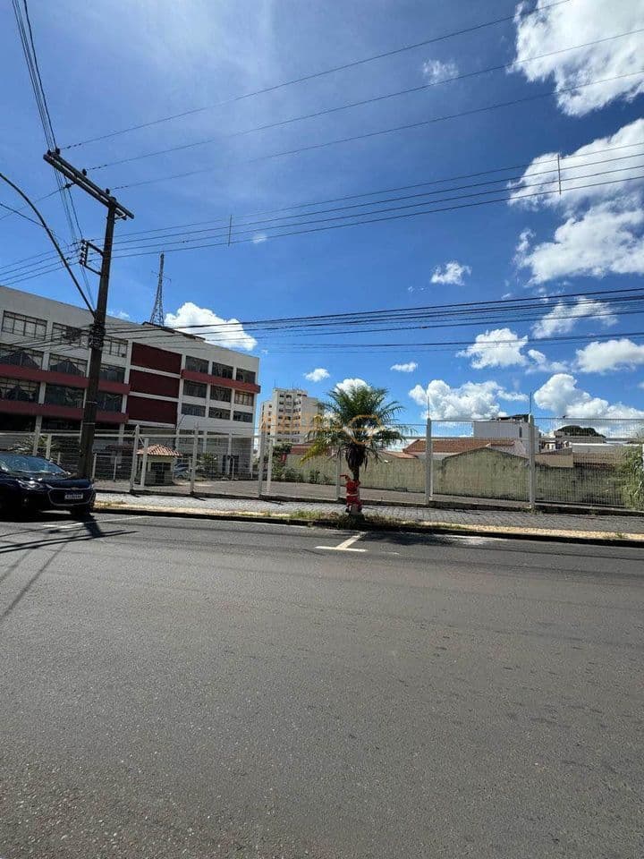 Lote/Terreno em Araguari - Centro