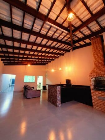 Casa em Araguari - Santiago