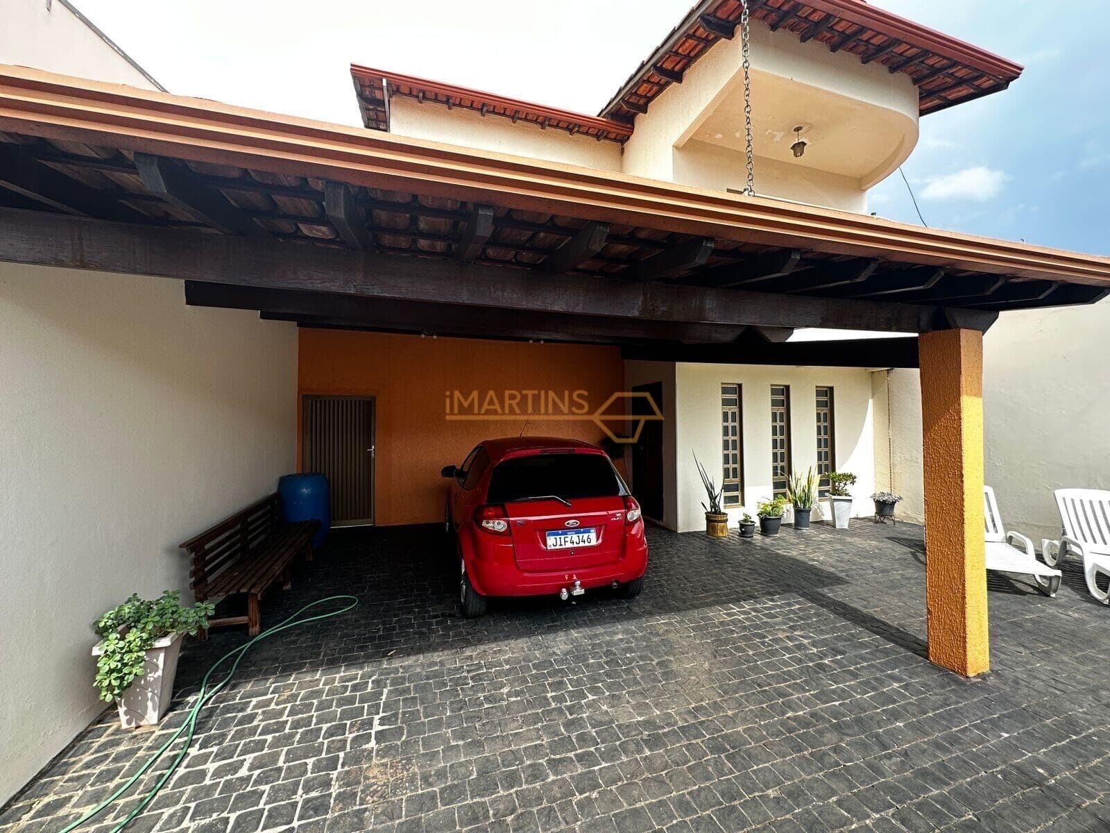 Casa em Araguari - Industrial