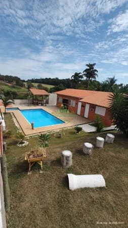 🏡 Chácara em Condomínio Fechado em Mairinque – Pronta para Curtir! 🌿✨
