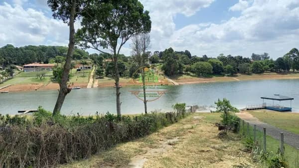 Terreno próximo a represa com acesso exclusivo excelente para pesca e pratica de esportes náuticos