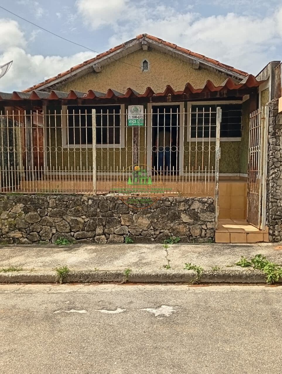 Casa no centro da cidade (Oportindade de investimento)