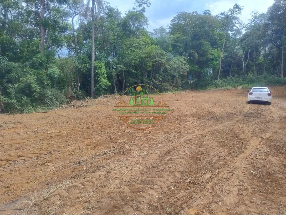Terreno de 2.248m² em Condomínio fechado a apenas 5km do centro de Ibiúna SP