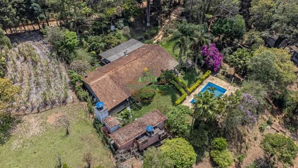 Sítio de 24.620m² porteira fechada na cidade de Ibiúna SP ótima localização