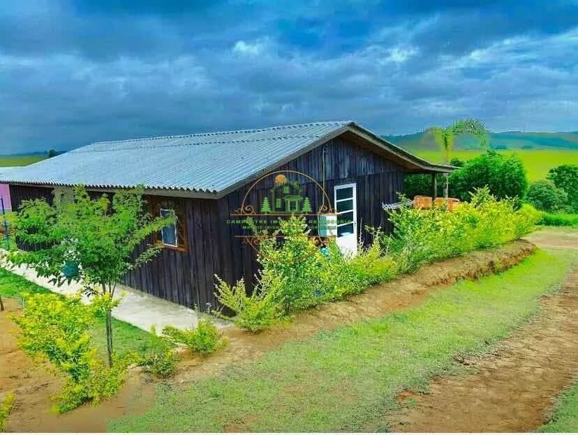 Chácara de 2.100m² estilo rústico na cidade de Piedade SP