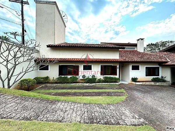 Casa em Condomínio Fechado - Atibaia