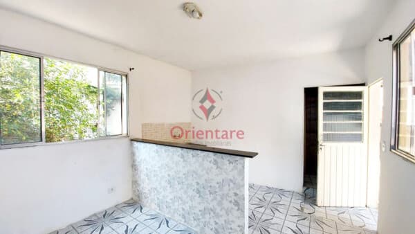 Imóvel com 3 casas a venda na Freguesia do Ò