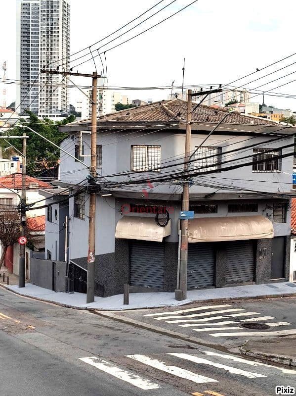 Prédio Residencial e Comercial na Freguesia do Ò