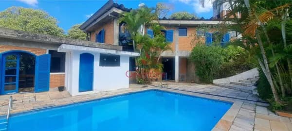 Casa no Condomínio Alpes da Cantareira