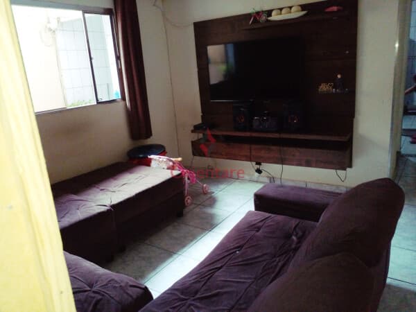 Imóvel a venda com 3 casas na Vila Brasilãndia.