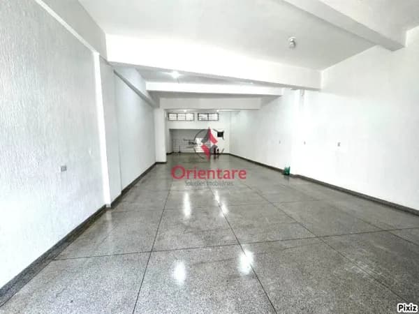 Salão Comercial para locação.