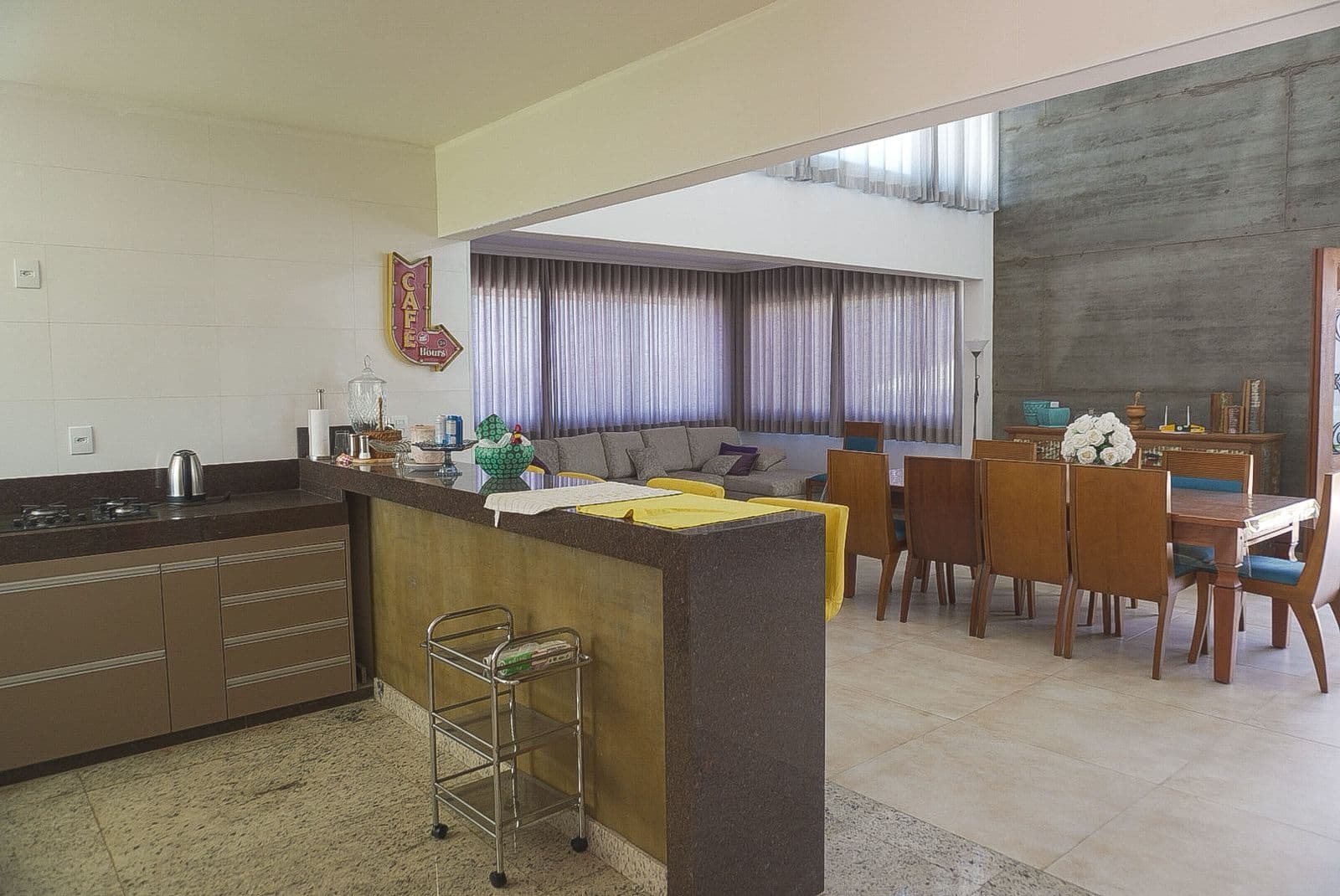 Casa Alto Padrão em Solar das Palmeiras, Esmeraldas/MG