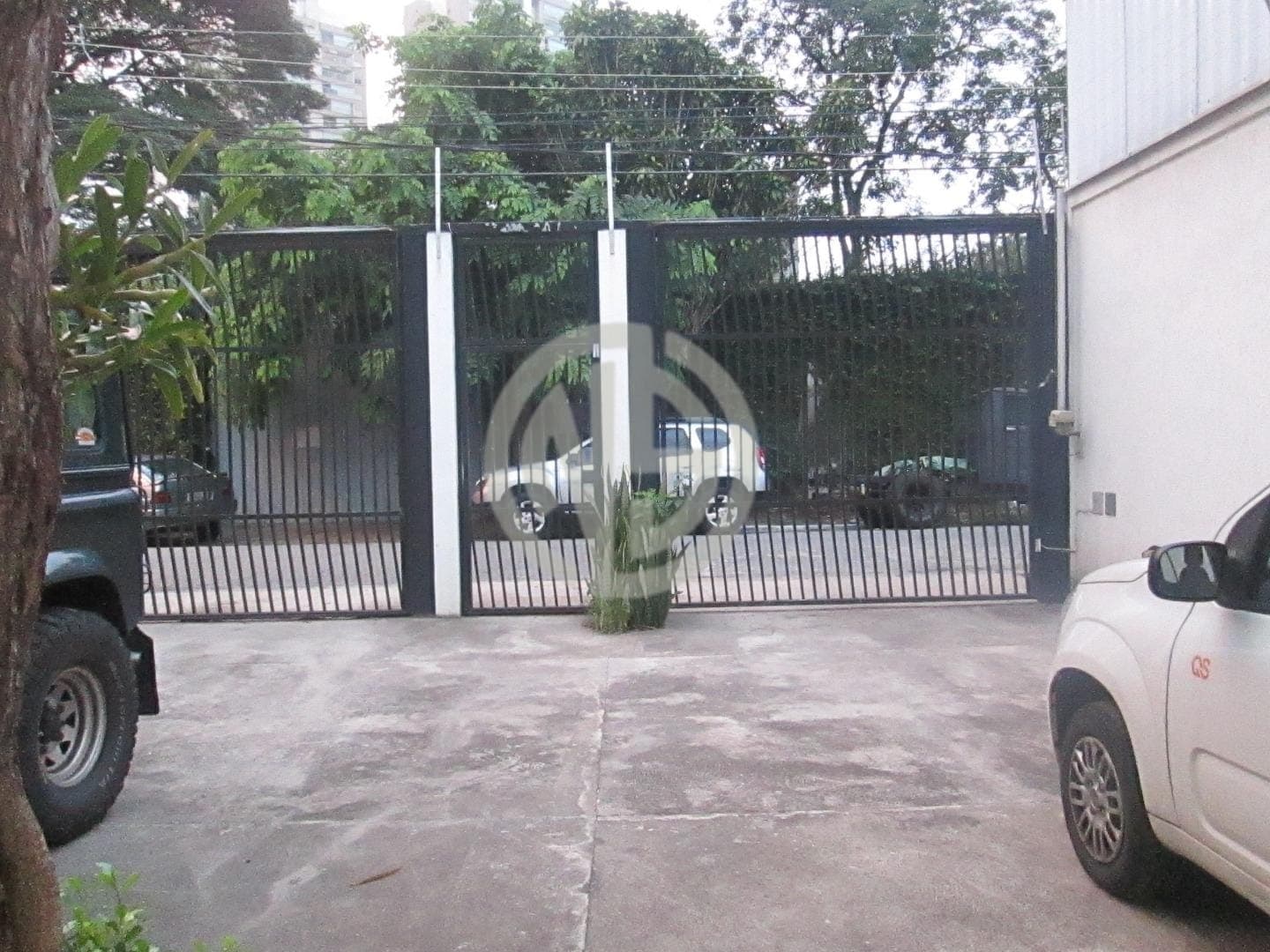 Prédio Comercial em Várzea de Baixo, São Paulo/SP