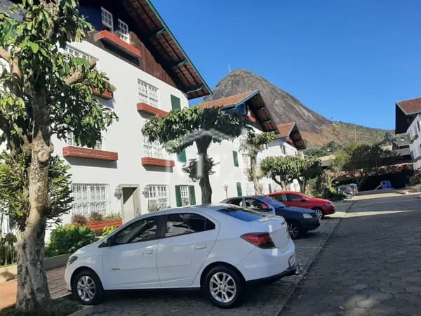 Apartamento Duplex no Centro de Olaria