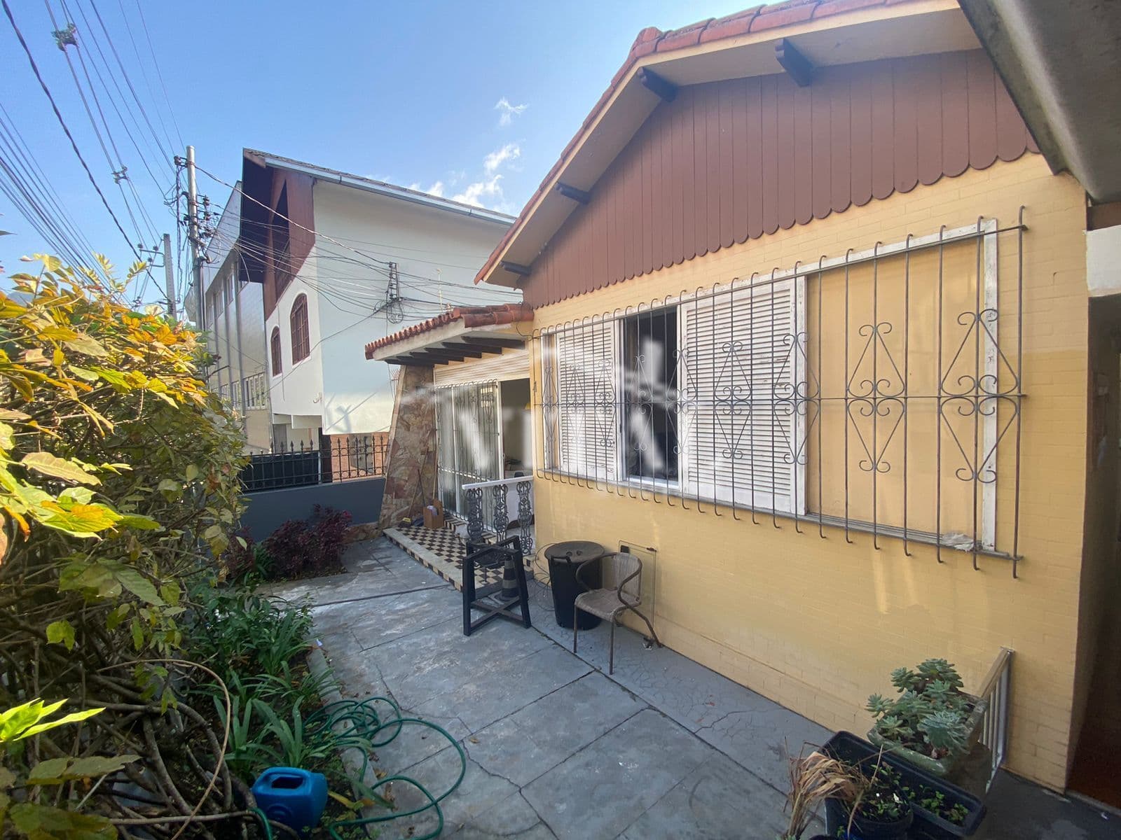 Casa Padrão em excelente localização