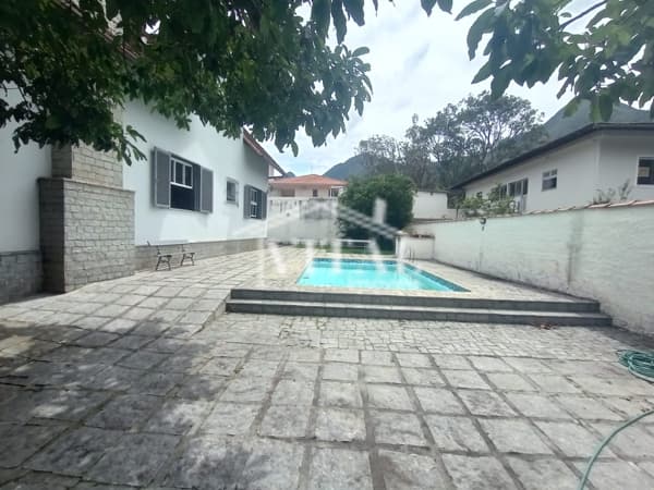 Casa em Nova Friburgo - Cônego