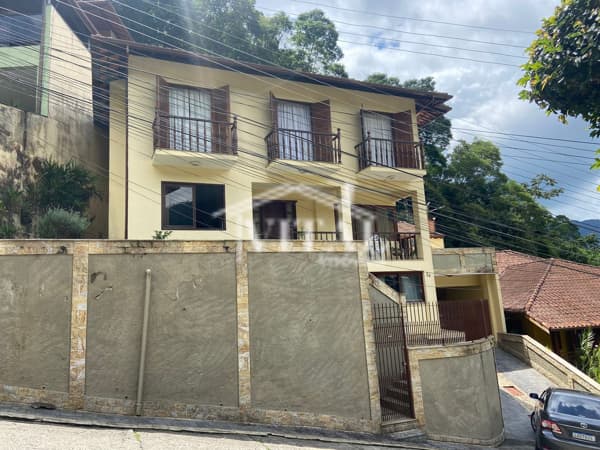 Casa em Nova Friburgo - Cônego