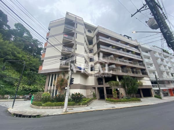 Apartamento em Nova Friburgo - Centro
