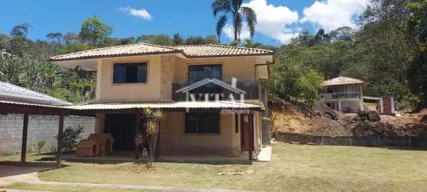 Casa em Nova Friburgo - Perissê