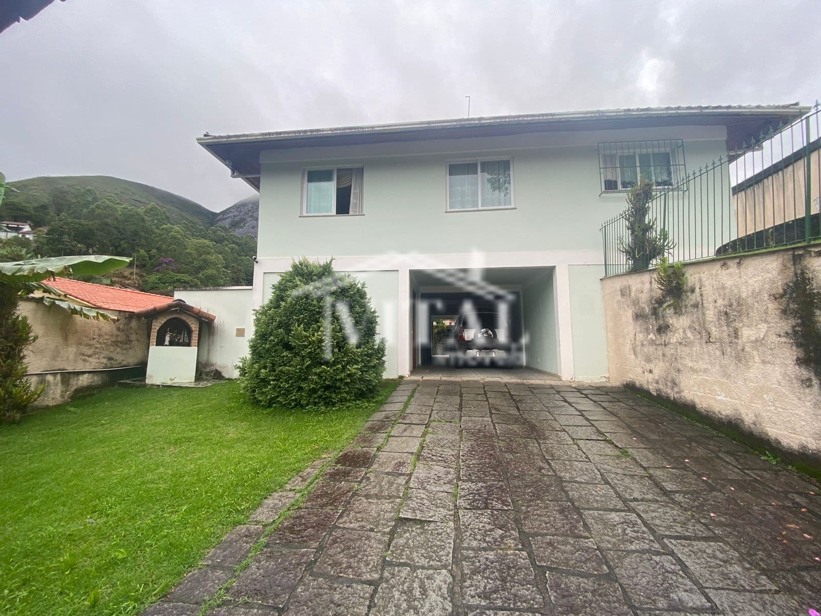 Casa em Nova Friburgo - Vale dos Pinheiros