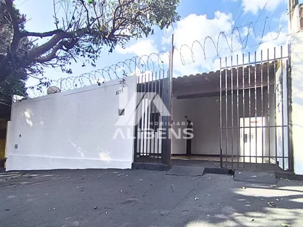 Casa em São José do Rio Preto - Conjunto Habitacional São José do Rio Preto