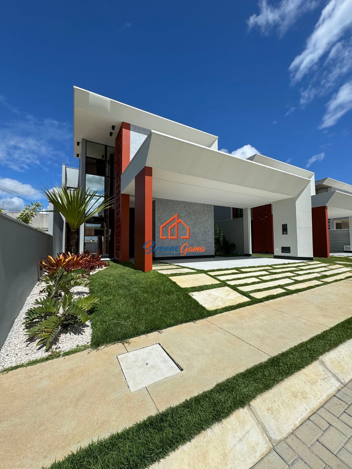 Casa 4 suítes em Alto Nível