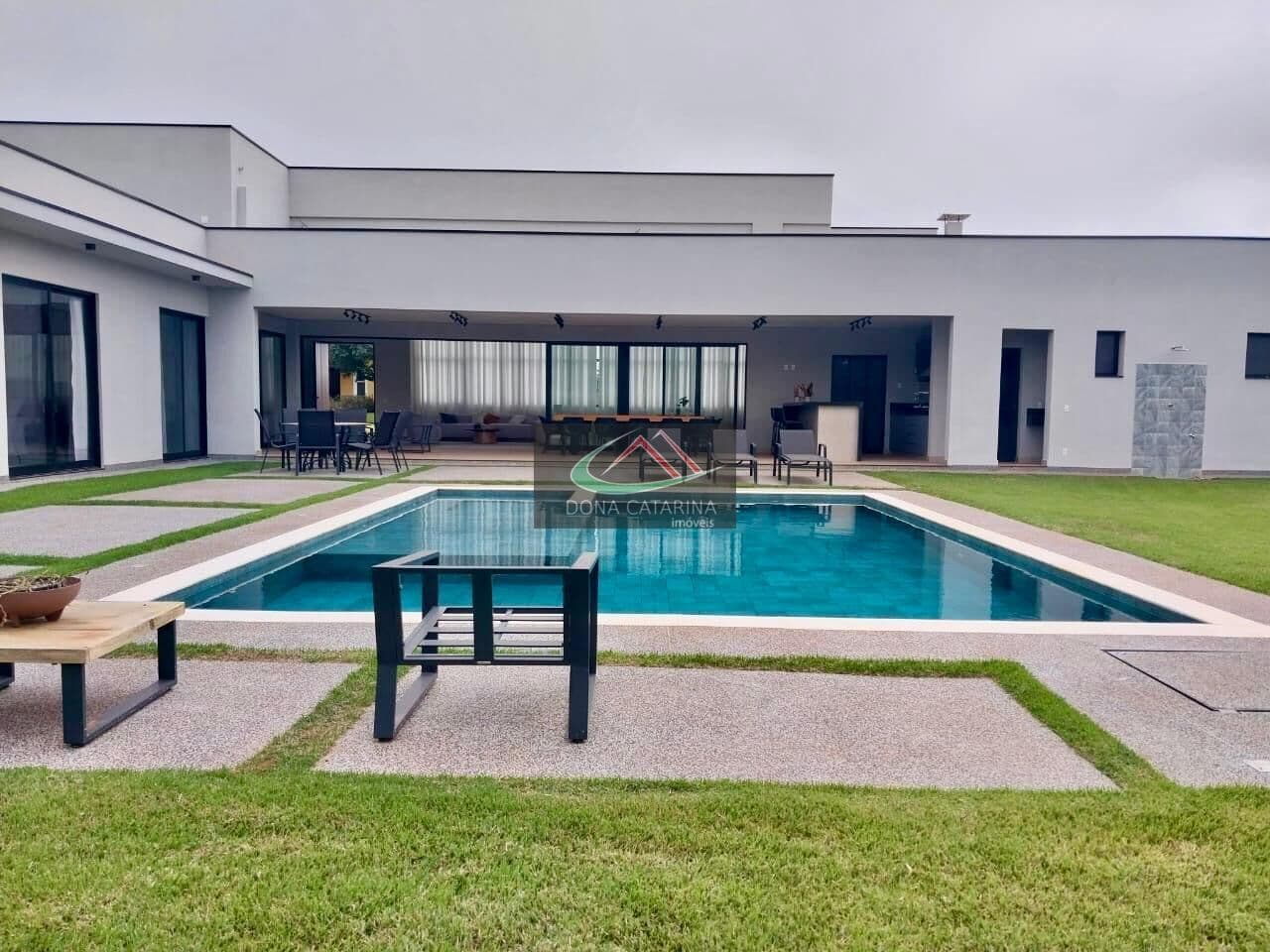 Á Venda, Casa Térrea de Alto Padrão - Residencial Fazenda Alvorada - Porto Feliz SP