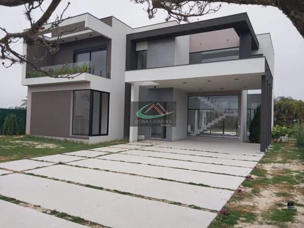 Á Venda, Casa de Alto Padrão com Design, Conforto e Sofisticação no Condomínio Alvorada - Porto Feliz SP!
