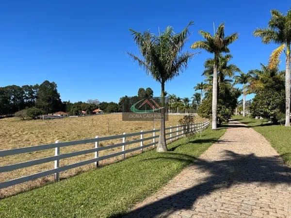 Á Venda, Haras de Luxo em Itatiba SP – 30 Hectares, 16 Suítes e Estrutura Completa!