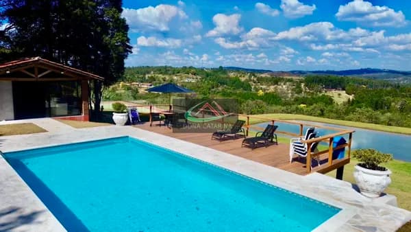 Á Venda, Sítio 20.000m² - Casa Sede com 04 Suítes - Itu SP