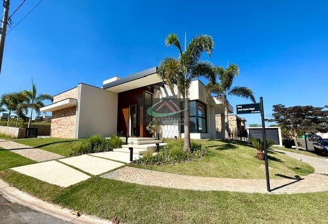 Casa de Condomínio em Itu - Condomínio Villas do Golf