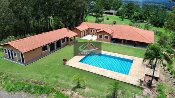 Sítio 6,5 Alqueires - Casa Sede com 07 Dormitórios, sendo 05 Suítes - Itu SP