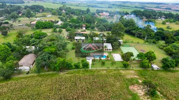 Á Venda, Sítio com 24.200m² - Condomínio FARM - Porto Feliz - SP