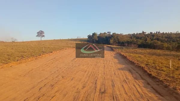 LOTES DE 1000 M² DENTRO DE CONDOMINIO PARA CHCARAS - ALUMINIO/MAIRINQUE