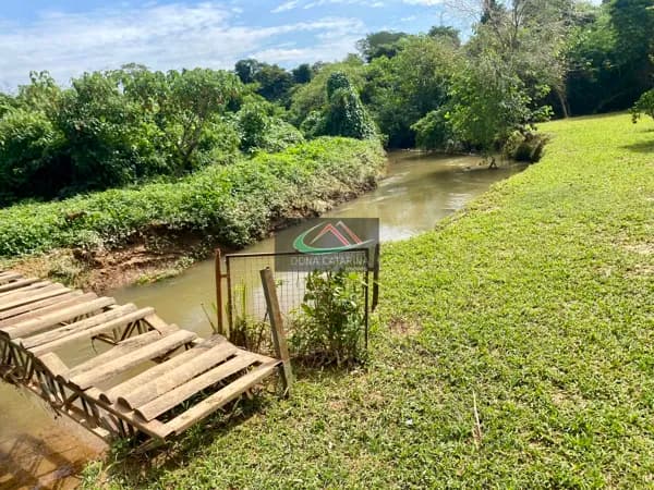Sítio No Interior Com Lago Em Aparecidinha, Sorocaba/SP