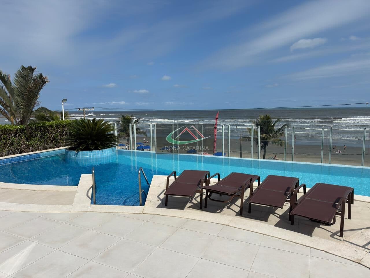 Á Venda, Apartamento 93m² - Frente Mar em Itanhaém | Conforto, Lazer e Localização Privilegiada!