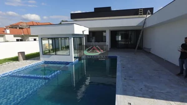 Casa de alto Padrão em condomínio fechado itu - SP