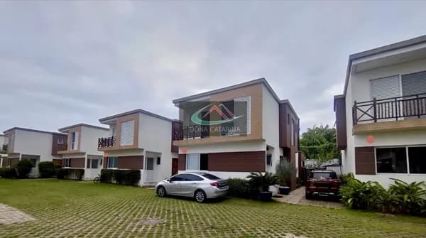 Á Venda, Casa Alto Padrão em JUQUEHY Litoral Norte SP! Condomínio Fechado! 🏡✨