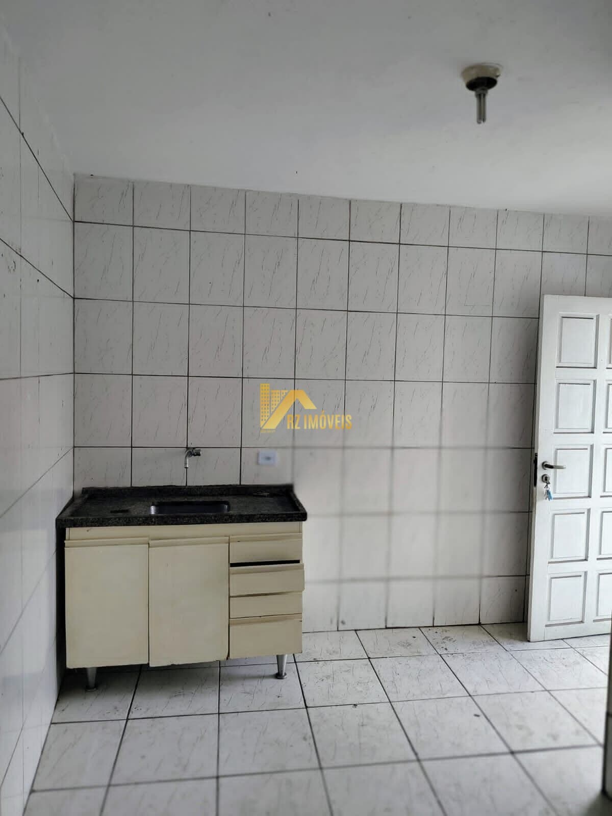 Casa com 2 comodos