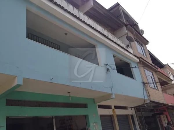 Apartamento no Centro de São Vicente/ B Roxo
