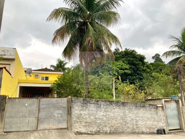 Ótima Casa Duplex com 3 quartos
