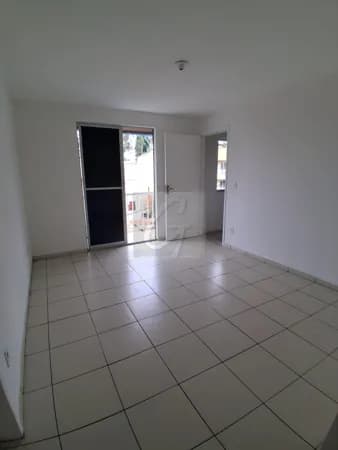 Apartamento espaçoso com 2 quartos próximo ao Centro