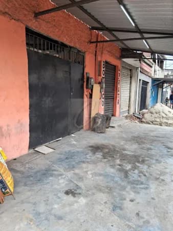 Casa Sobrado mais kitnete térrea, na Prata.