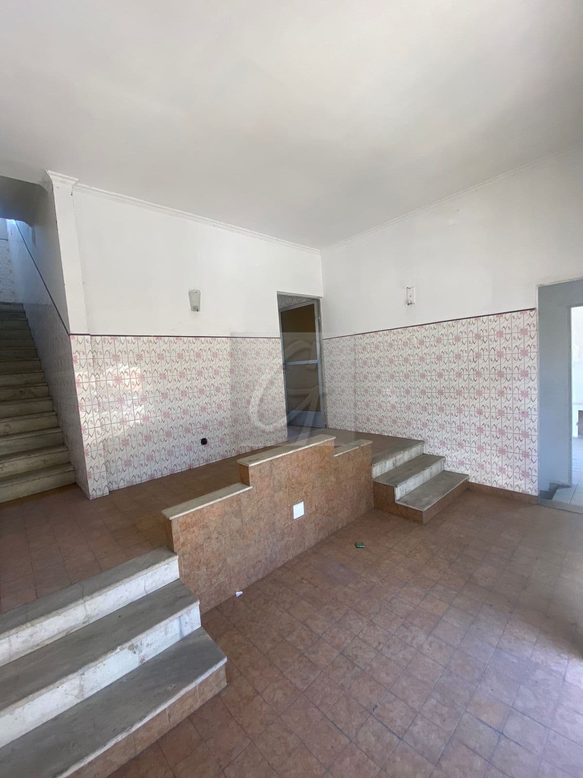 Prédio/Edifício Inteiro em Belford Roxo - Vila Dagmar