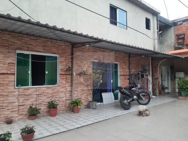DUAS CASAS COM 02 QUARTOS EM ANDRADE ARAUJO- NOVA IGUAÇU