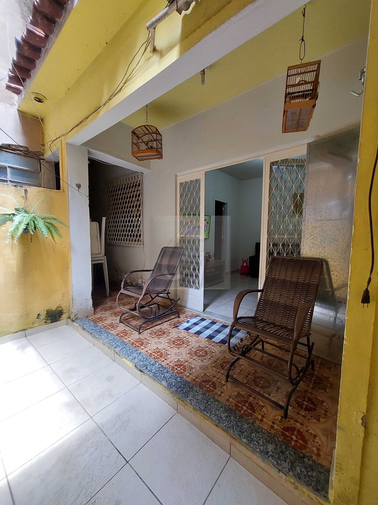 🔑CASA COM 2 QUARTOS PROXIMO AO CENTRO