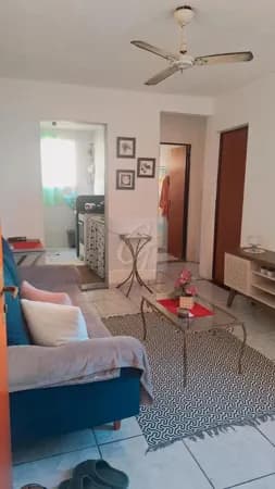 Apartamento com ótima localização, com 2 quartos