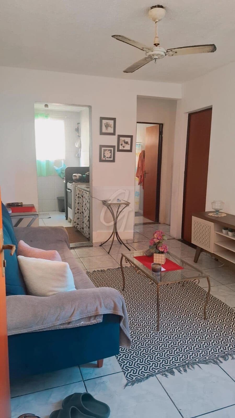 Apartamento com ótima localização, com 2 quartos