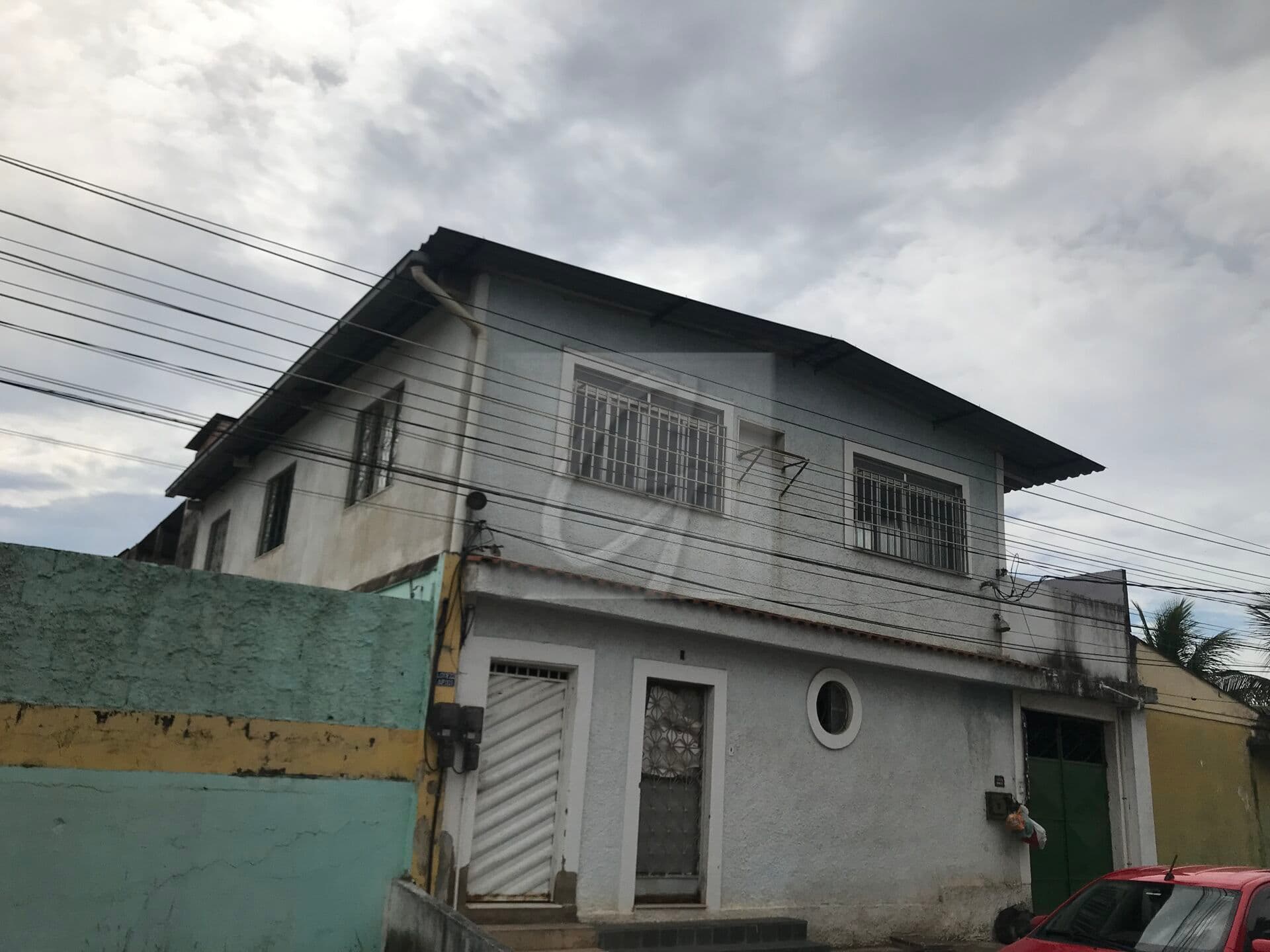 Sobrado no Centro de Santa Amélia